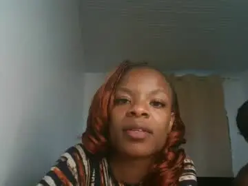 Chaturbate Watch Live Sex Cams of petite_luxe1