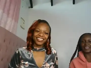 Chaturbate Adult Webcams of petite_luxe1