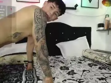 Chaturbate Best live sex cam show of thomas_and_lyan