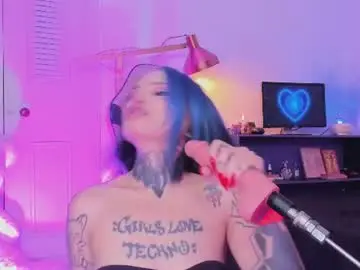 Chaturbate Nude Webcam of z_e_t_h_a