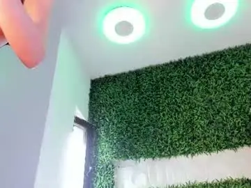 Chaturbate Sex Cam of hotfallingdevil