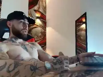 Chaturbate Watch Live Sex Cams of luke_davis01