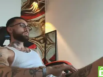 Chaturbate Watch Live Sex Cams of luke_davis01