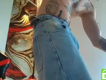 Chaturbate Free Porn Cam of luke_davis01