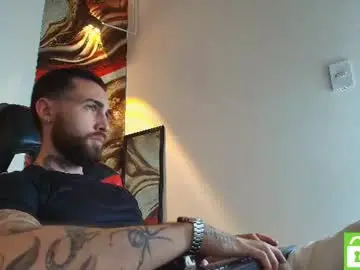 Chaturbate Watch Live Sex Cams of luke_davis01