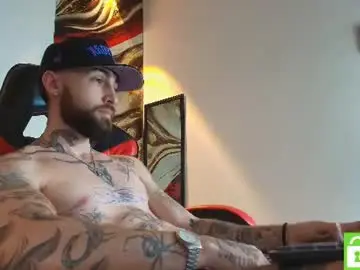 Chaturbate Best live sex cam show of luke_davis01