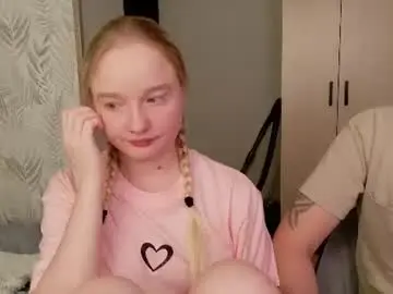 Chaturbate Watch Live Sex Cams of shawty_miia