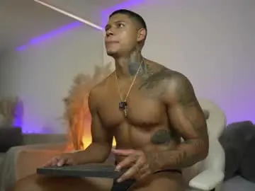 Chaturbate Live Sex Cam of diagostone