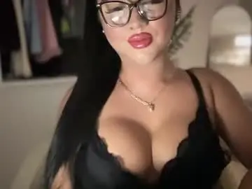 Chaturbate Live Sex Cam of foxyluscious
