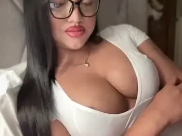 Chaturbate Adult Webcam of foxyluscious