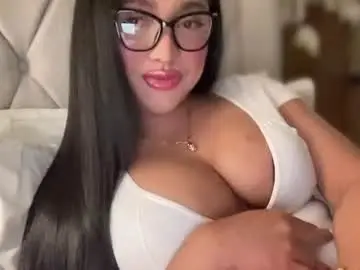 Chaturbate Adult Video Chat of foxyluscious