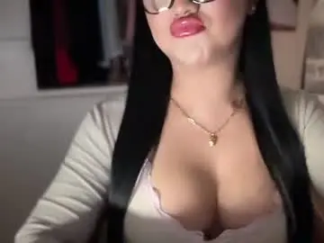 Chaturbate Live Sex Cam of foxyluscious