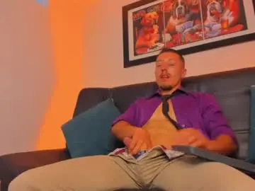 Chaturbate Best live sex cam show of master_orion