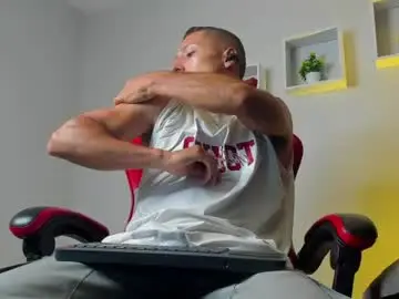 Chaturbate Free Live Porn of master_orion