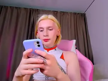 Chaturbate Sex Cam of mikaella_nicole
