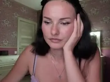 Chaturbate Adult Video Chat of monparis_dream