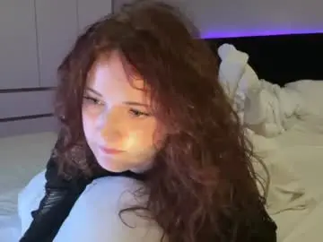 Chaturbate Live Sex Cam of myshowy