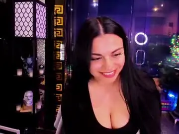 Chaturbate Free Live Porn of alma_pearl