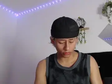 Chaturbate Best live sex cam show of labrinthteasing