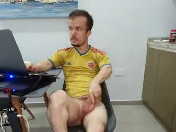 Chaturbate Best Webcam of midgettripod1