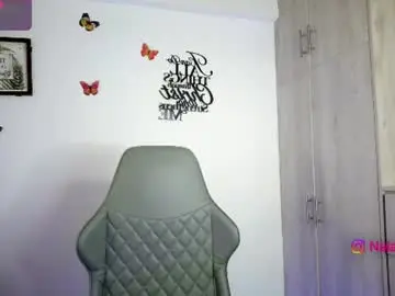 Chaturbate Best live sex cam show of nala_j08