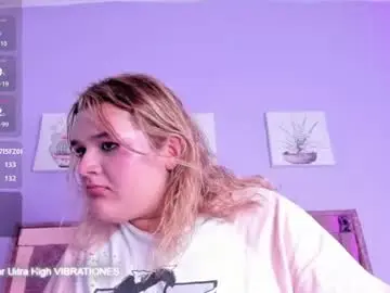 Chaturbate Adult Webcam of selene_cute05