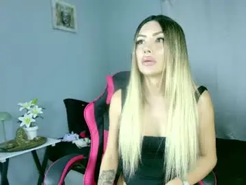 Chaturbate Live Sex Cam of ale_love_