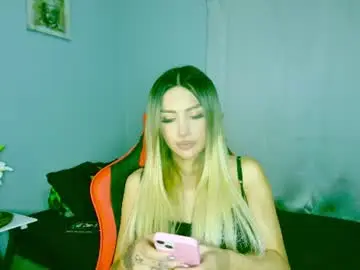 Chaturbate Live Sex Cam of ale_love_
