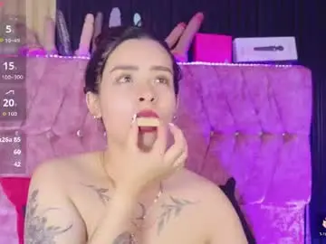Chaturbate Adult Video Chat of katiie_m