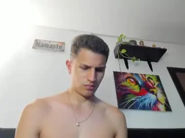 Chaturbate Best live sex cam show of kevin_ahs1