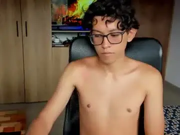 Chaturbate Nude Webcam of alan_scot