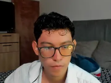 Chaturbate Live Sex Cam of alan_scot
