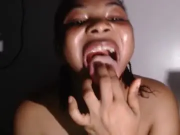 Chaturbate Sex Chat of hornyxbum