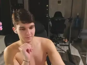 Chaturbate Nude Webcam of james_friends