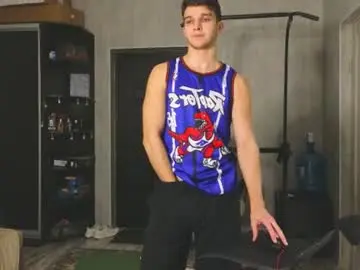 Chaturbate Live Sex Cam of james_friends