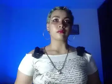 Chaturbate Live Sex Cam of maithe_ferrer