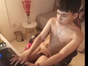 Chaturbate Sex Chat of noa_hot69