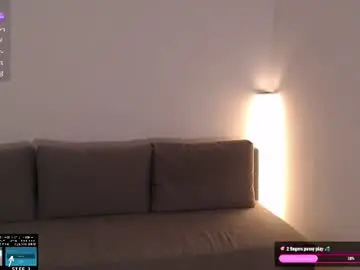 Chaturbate Live Porn of lucylia_