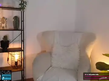 Chaturbate Live Porn of lucylia_