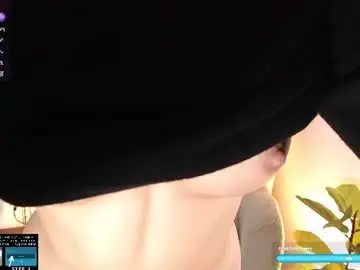 Chaturbate Free Porn Cam of lucylia_