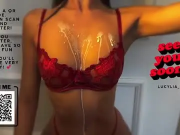 Chaturbate Adult Video Chat of lucylia_