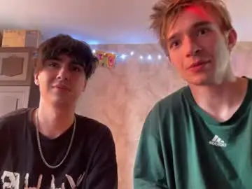 Chaturbate Watch Live Sex Cams of stralght_twinks