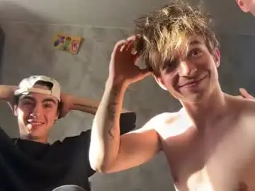 Chaturbate Live Sex Cam of stralght_twinks