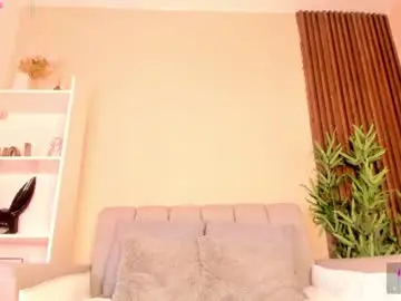 Chaturbate Nude Webcam of alessia_moon1