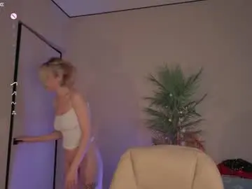 Chaturbate Adult Video Chat of mia_milagros
