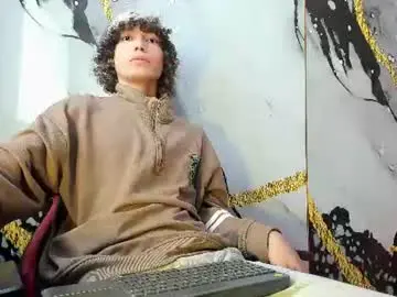 Chaturbate Best live sex cam show of thanier_18