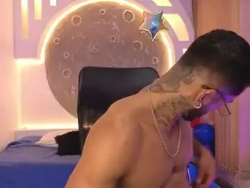 Chaturbate Private Sex Chat of alanrodgers2_0