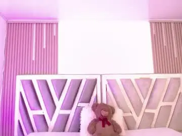 Chaturbate Free Porn Cam of ashleyevanz
