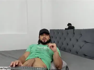 Chaturbate Adult Video Chat of louis_marley_