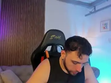 Chaturbate Live Sex of maximo_wolf1